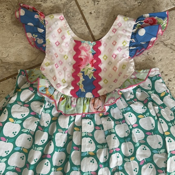 Olive Mae Girls size 7/8 Back To School Apples tunic & matching capri pant-adorb - Picture 5 of 11